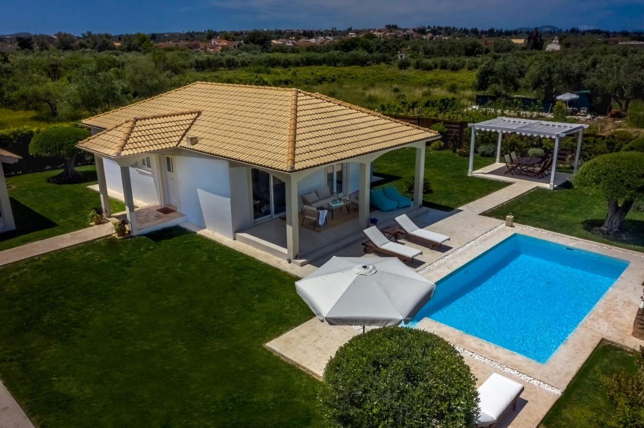 Villa Evanna เลฟคิมมี ภายนอก รูปภาพ
